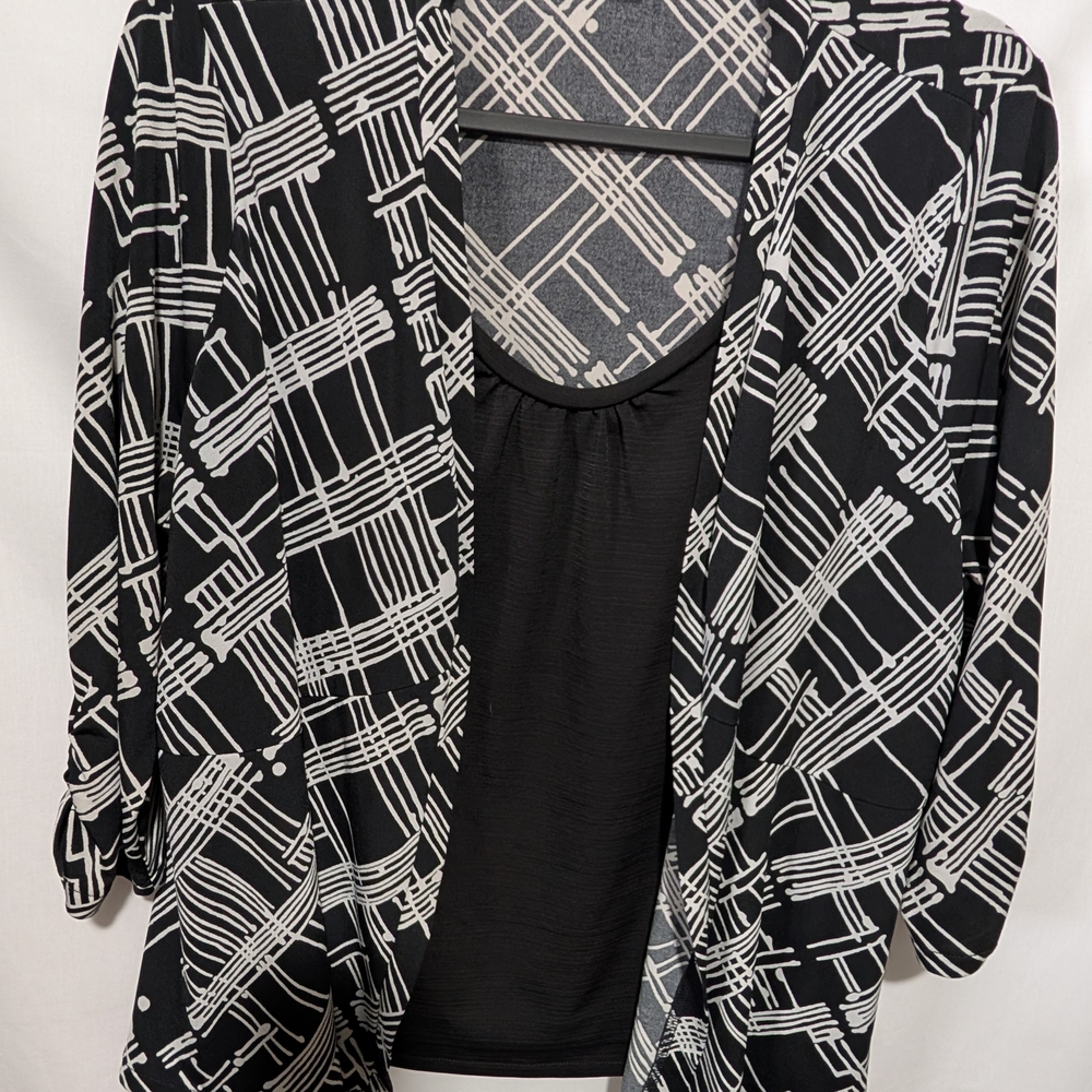 East 5th White And Black Woman's Blouse